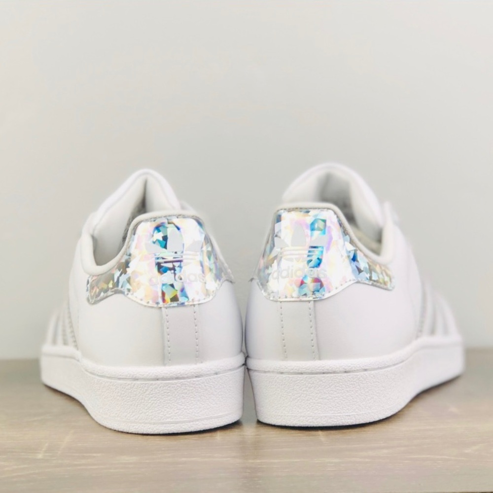 NEW Adidas Superstar Originals - Picture 5 of 7
